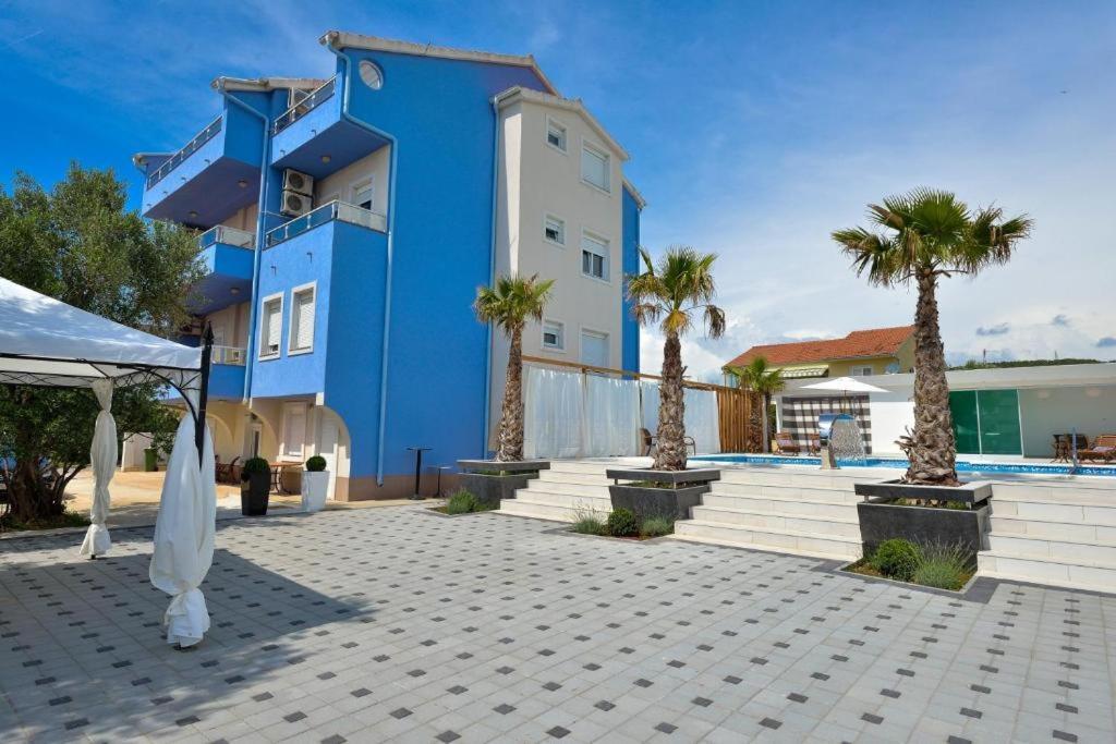 Villa Eni Бибинє Екстер'єр фото